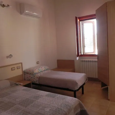 Farm stay Agriturismo La Ghiandaia Alghero *